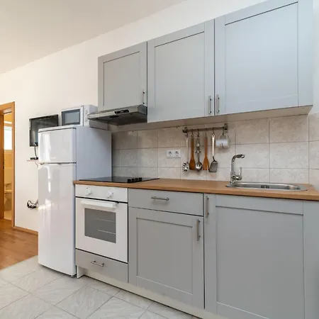 Superior-apartment Mit Einem Schlafzimmer In Strandnaehe By Interhome Apartment