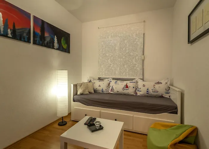 Apartment Superior-apartment Mit Einem Schlafzimmer In Strandnaehe By Interhome *