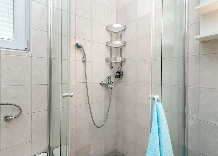 Apartment Superior-apartment Mit Einem Schlafzimmer In Strandnaehe By Interhome Trogir