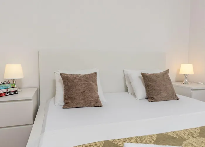 Apartment Superior-apartment Mit Einem Schlafzimmer In Strandnaehe By Interhome *